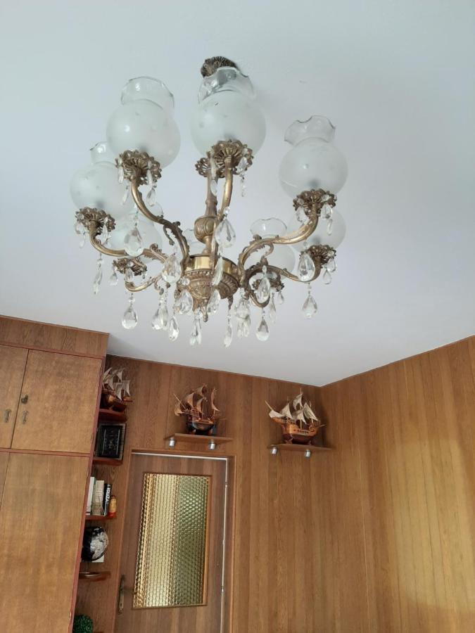 Giovanna - Spacious Lovely Apartment Supetar Exterior photo