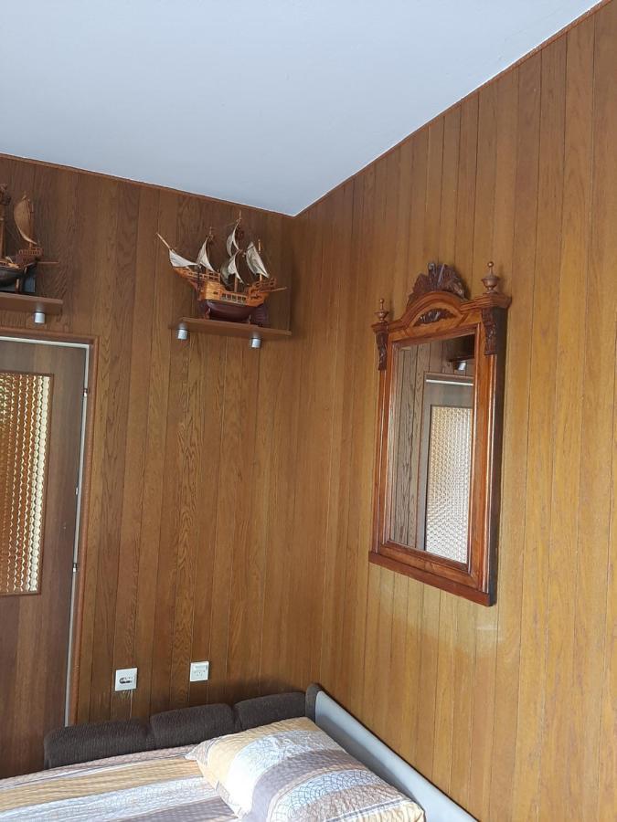 Giovanna - Spacious Lovely Apartment Supetar Exterior photo
